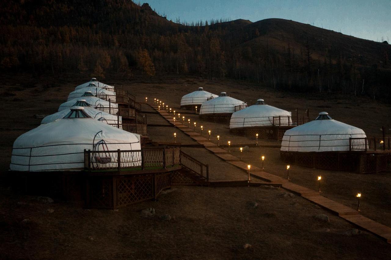 Terelj Resort Bayan Bulagiin Hural Exterior foto