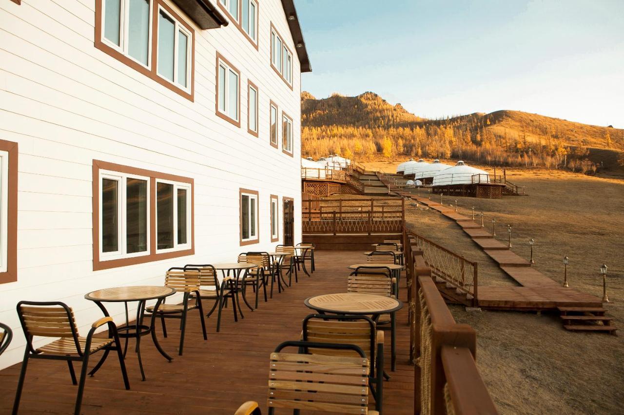 Terelj Resort Bayan Bulagiin Hural Exterior foto
